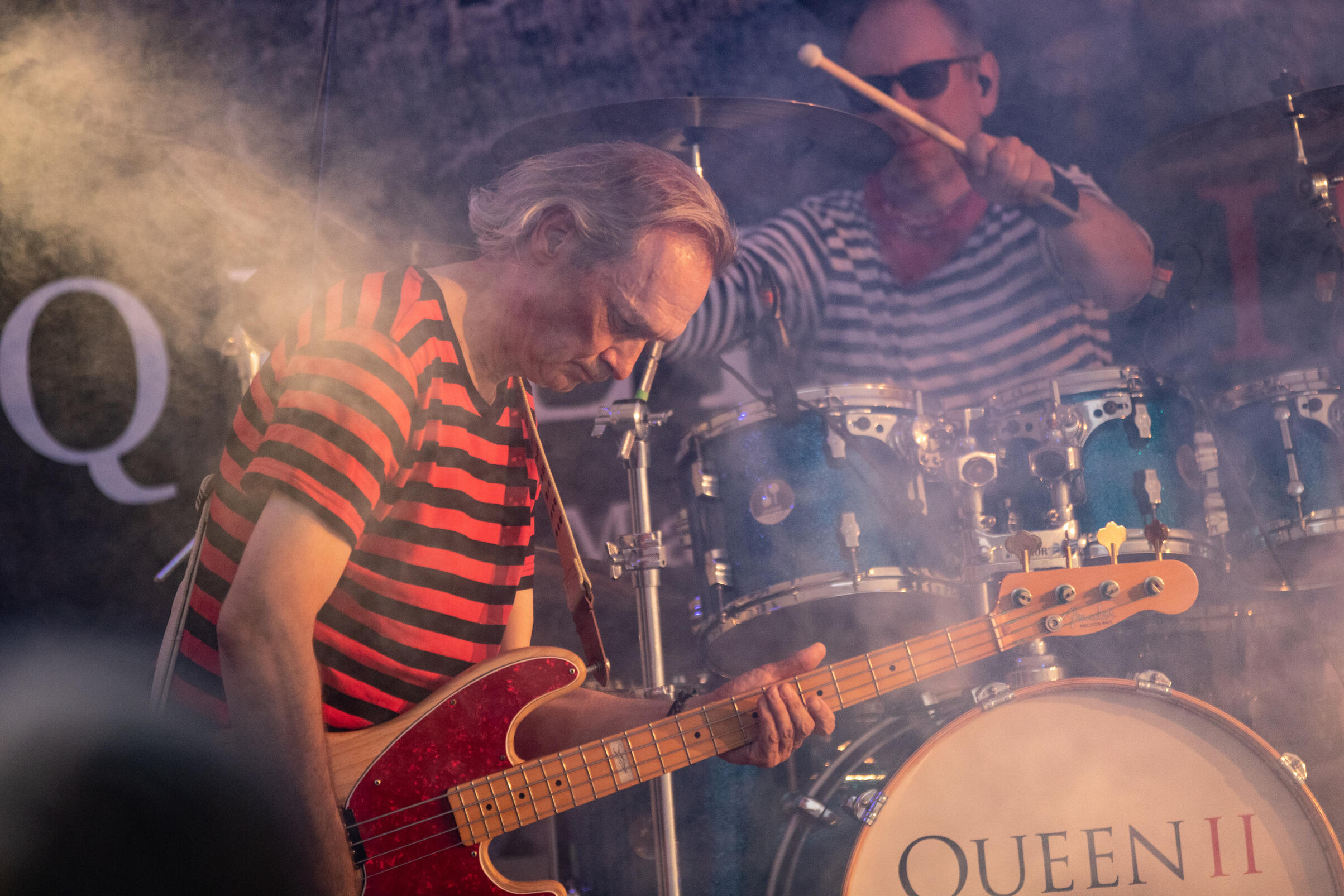Mathias Fischer – Bass & Backing Vocals – QUEEN II • Magic Tribute